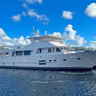 Outer Reef 830 Motoryacht