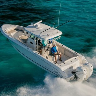 Boston Whaler 330 Outrage