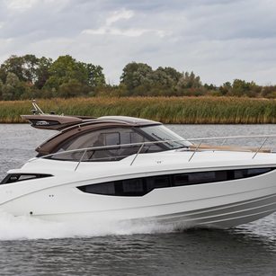 Galeon 335 HTS