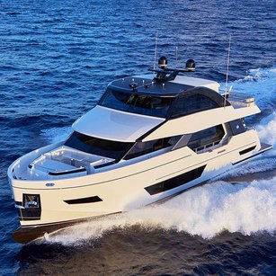 Ocean Alexander 26R Enclosed