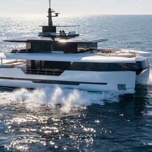 GranOcean W-86 Enclosed