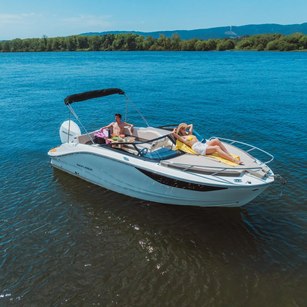 Bayliner C21 Cuddy OB