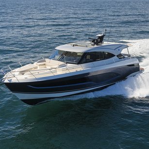 Riviera 5600 Sports Platinum Edition