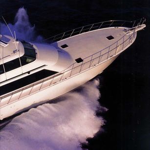 Hatteras 82 Convertible