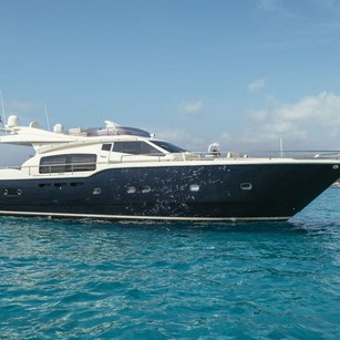 Ferretti Altura 690