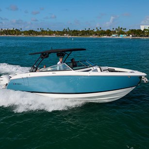 Cobalt Boats R33 OB
