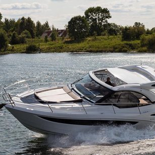 Galeon 335 HTS