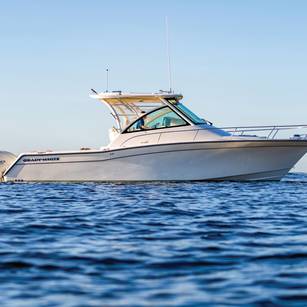 Grady-White Express 330