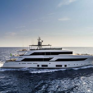 Custom Line Navetta 42