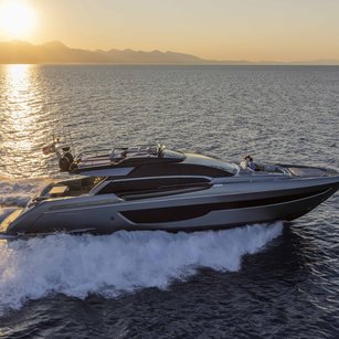 Riva 76' Perseo Super