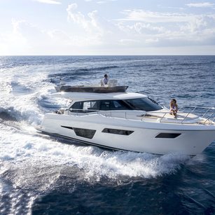 Ferretti 500