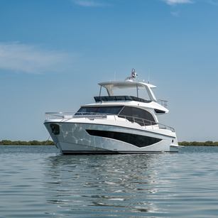Gulf Craft Majesty 65
