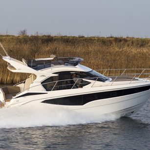 Galeon 360 Fly