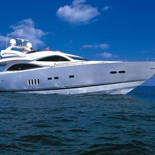 Sunseeker 90 Yacht