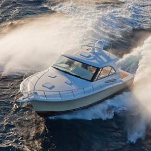 Hatteras GT45X Cruiser