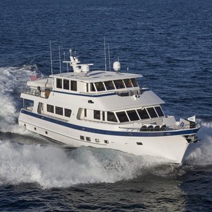 Outer Reef 860 Deluxbridge Skylounge Motoryacht