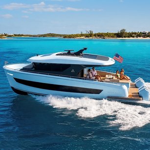 Outer Reef 540 Adventure Sport Yacht