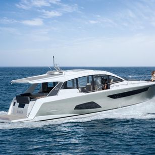 Sealine C530