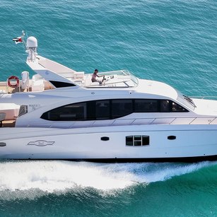 Gulf Craft Majesty 70