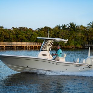 Grady-White 231 CE