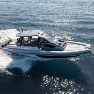 Ranieri International Cayman 50.0 Hard Top