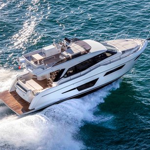 Ferretti 500