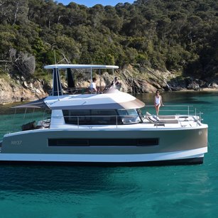 Fountaine Pajot MY 37