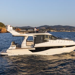 Galeon 460 Fly