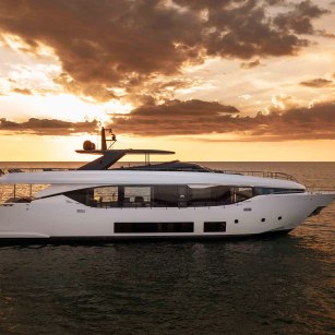 Maiora 30 Flybridge