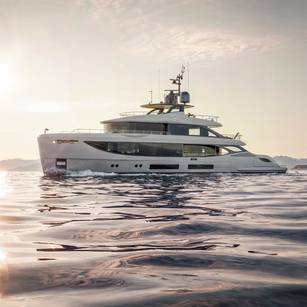 Benetti Oasis 36M