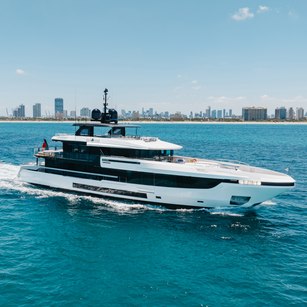 Mangusta Oceano 44