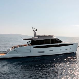 Azimut Seadeck 7