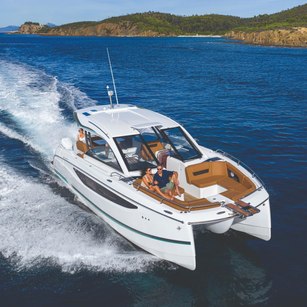 Jeanneau TH38
