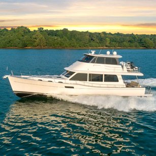 Grand Banks GB60 Skylounge