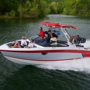 Cobalt Boats R6 Surf