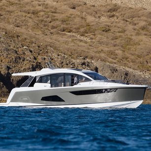 Sealine C530