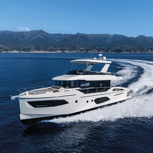 Absolute Navetta 53