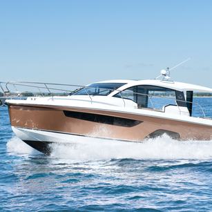 Sealine C330