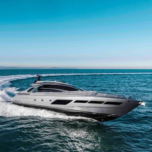 Pershing 8X