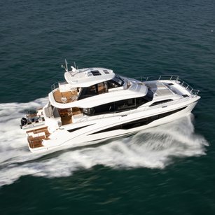 Aquila 70 Luxury