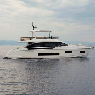 Azimut Fly 62