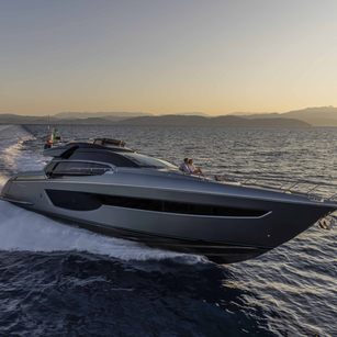 Riva 76' Perseo Super