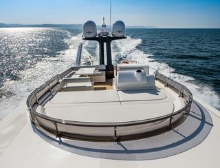 Apreamare Maestro 66, Fly Deck/Sportdeck