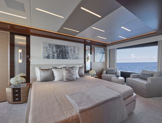 Ocean Alexander 90R Enclosed, Accommodation