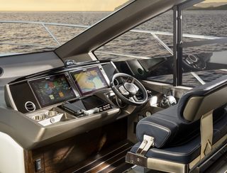 Sunseeker Manhattan 55 Mk2, Helm Station