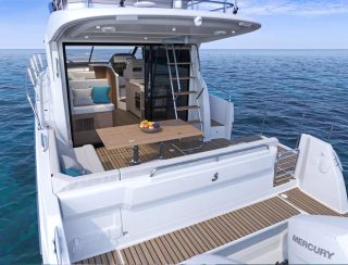 Beneteau Yachts Antares 12  Mk2, Deck Area