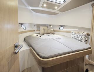 Sargo 36 Fly, Accommodation