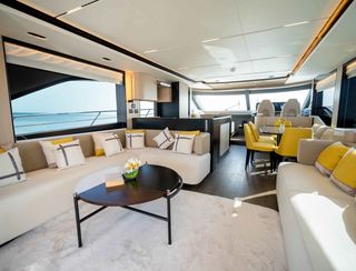 Gulf Craft Majesty 72, Interior