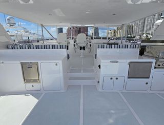 Outer Reef 830 Motoryacht, Fly Deck/Sportdeck