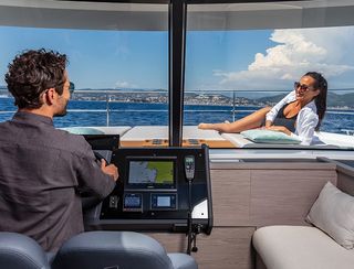 Fountaine Pajot MY4.S, Helm Station